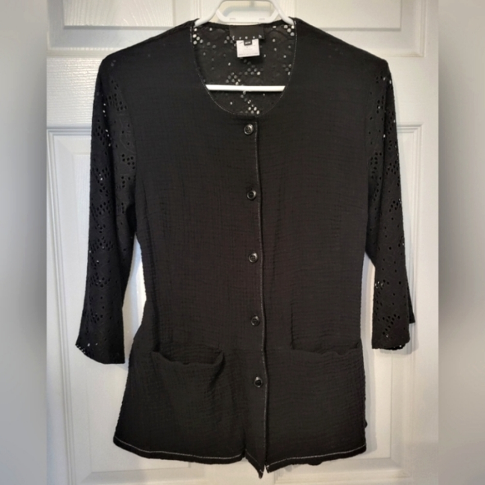 Soft 100% Cotton Button Up Shirt With Cotton Lace Sleeves and Back Panel